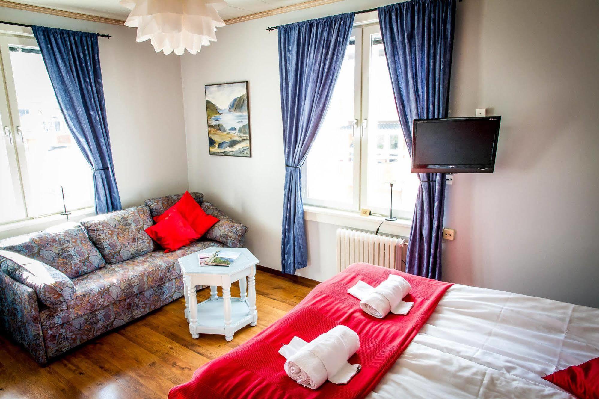 Park Hotell Örnsköldsvik Zewnętrze zdjęcie
